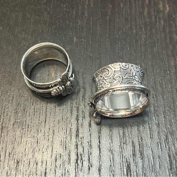 Bumble Bee Spinner Ring - Picture 2 of 3